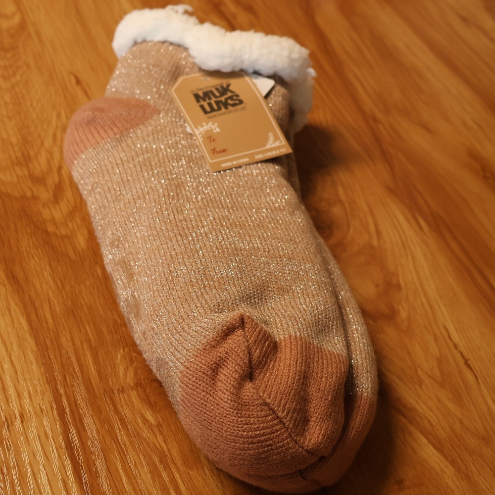 Muk Luks Shea Butter Infused Slipper Socks Womens Size L/XL Rose Gold Metallic